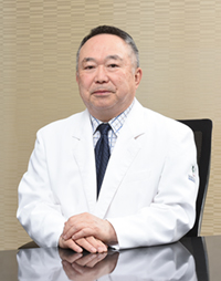 竹之下誠一理事長兼学長写真